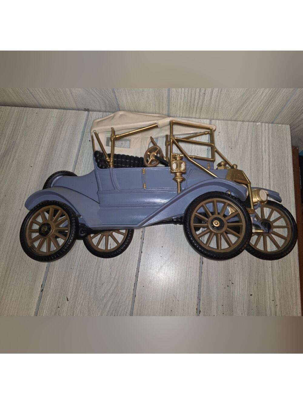 Vintage 1977 Burrwoood Ford Model T Car Wall Hanging Art Decor Plaque Bl…